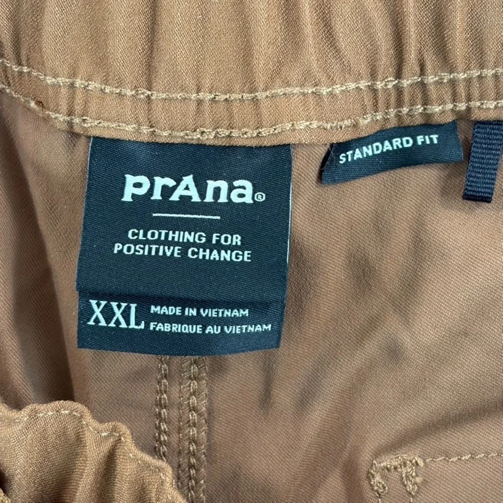prAna Stretch Zion II E-Waist Hiking Shorts in Brown‎ Men 2XL Performance NWOT